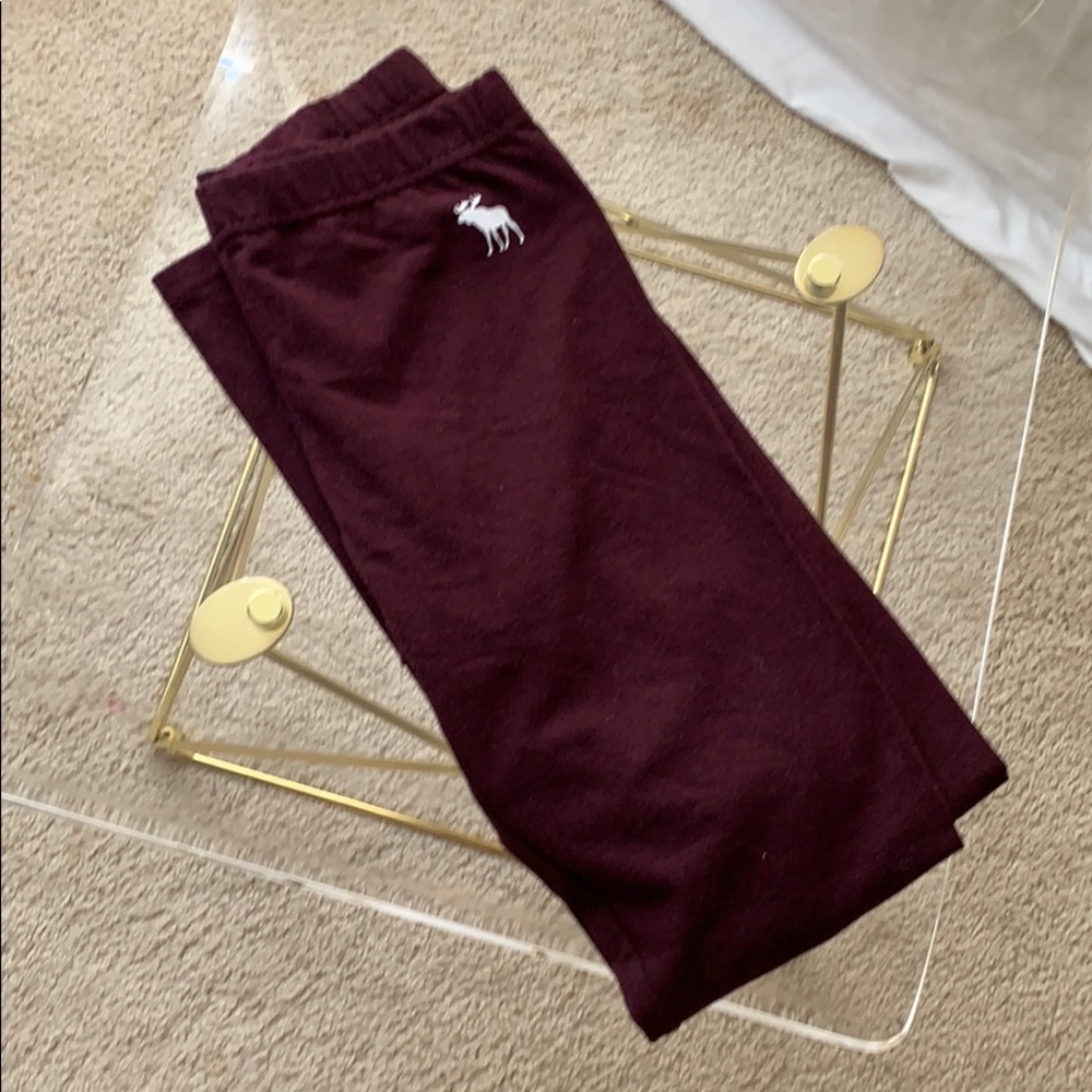Burgundy leggings